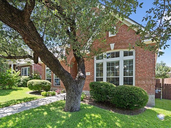 3rd image of 113 Village Park Dr