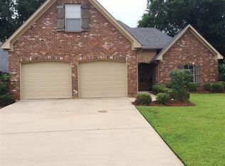 124 Wells Ct, Canton, MS 39046