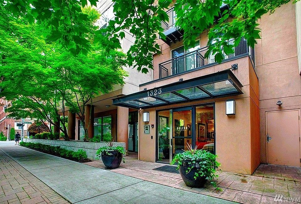 1st image of 1323 Boren Ave APT 312