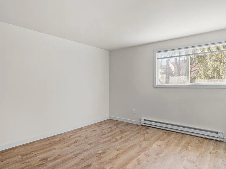 1314 N Gammon Rd #B — Photo 11