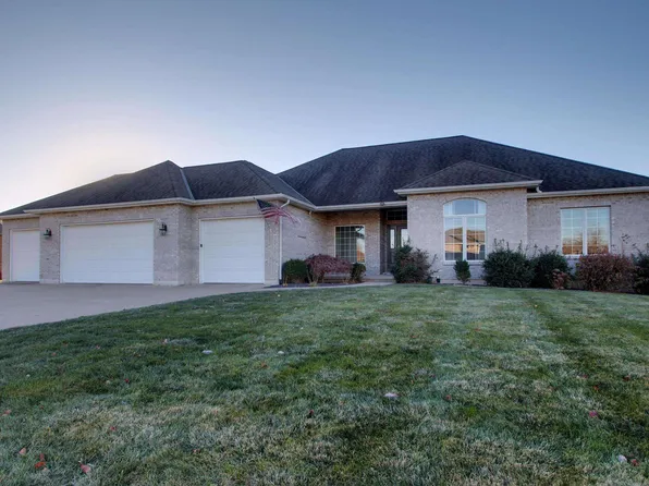 4300 Tennyson Ln, Quincy, IL 62305