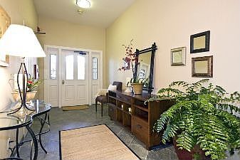 Lobby :: 2283 Turk Blvd.