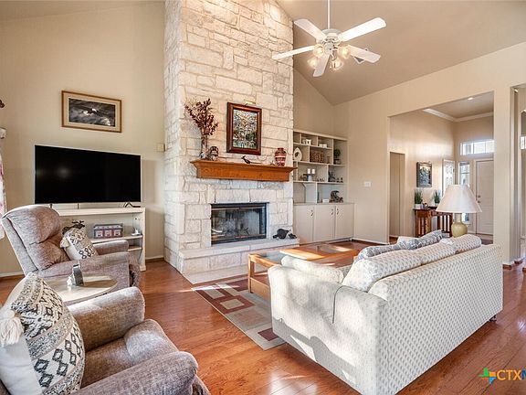 2nd image of 442 Toye Blvd