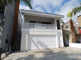 917 E Balboa Blvd, Newport Beach, CA 92661