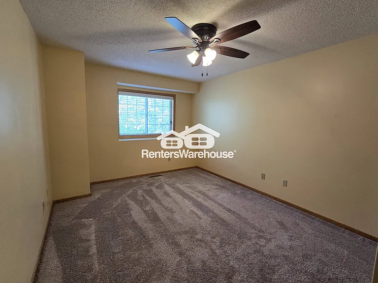 10962 Highland Rd — Photo 8