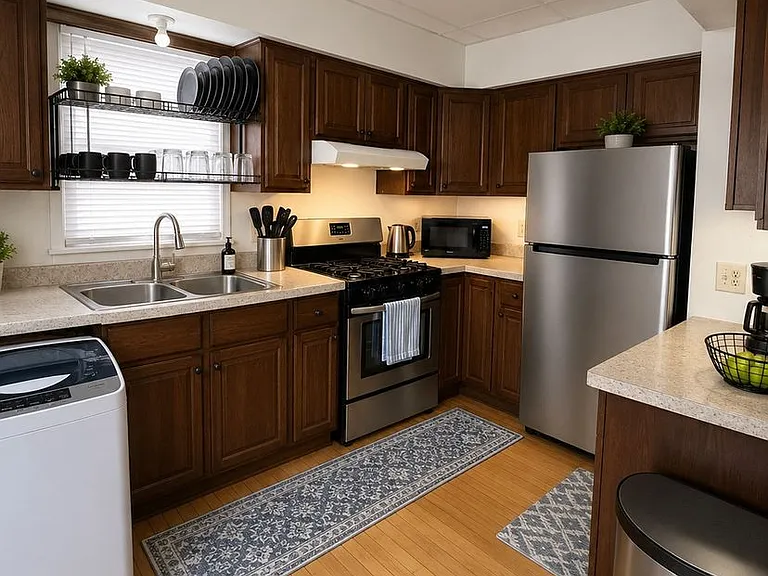 1117 E. Potter Ave. — Photo 7