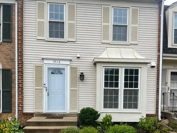 5714 Lofthill Ct, Alexandria, VA 22303