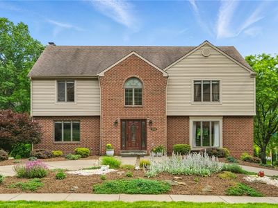 2599 Rossmoor Dr, Pittsburgh, PA, 15241