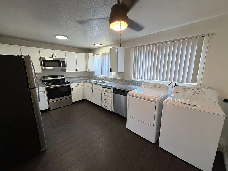 Forest Grove Apartments — Photo 29