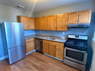 5141 Walnut St #2F, Philadelphia, PA 19139