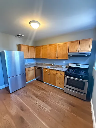 5141 Walnut St Photo 1