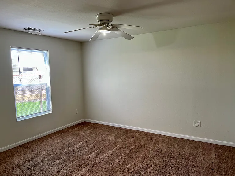 1619 RT Dunn Drive — Photo 24