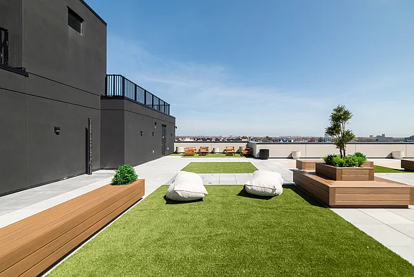 Rented by Key City Capital Inc | media 85