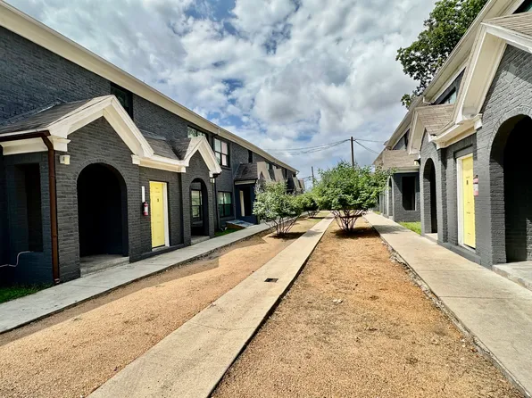 225 N. Munger Blvd - Small Apartment Community in East Dallas