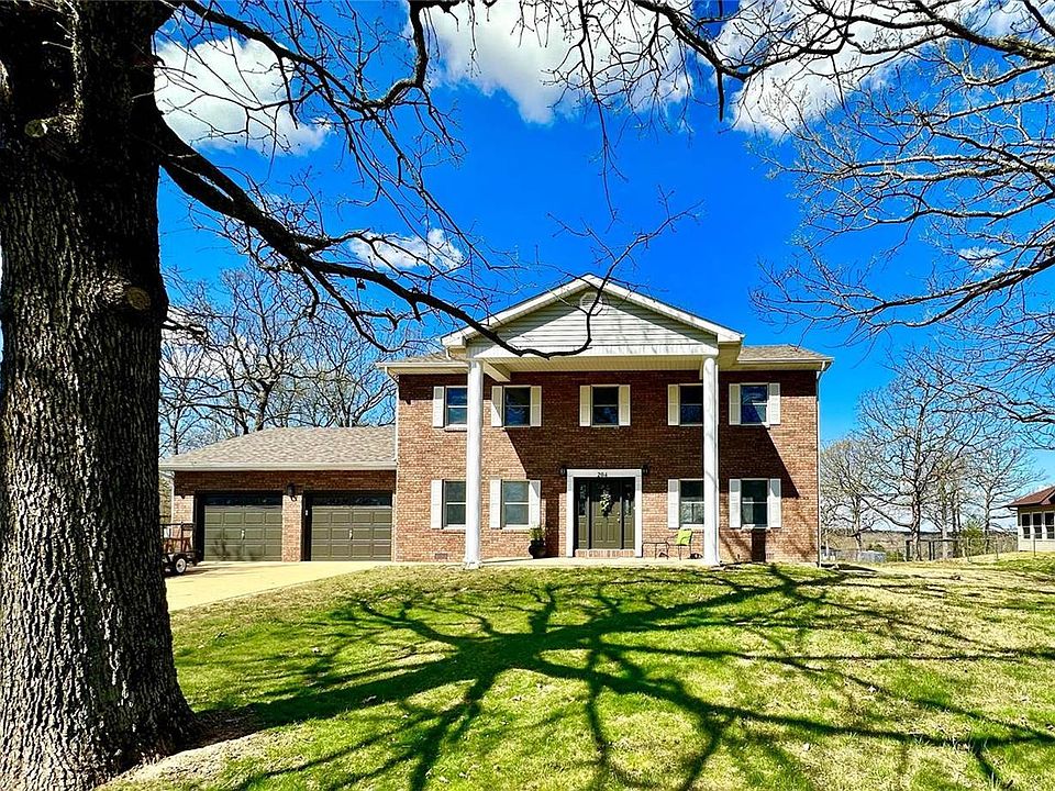 1st image of 204 Bobby Dale Dr
