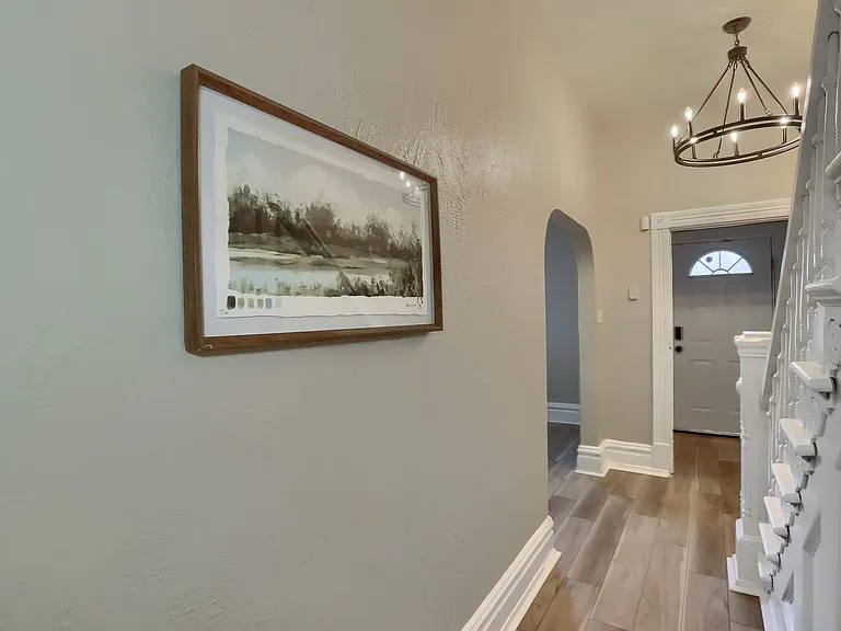 513 Grace St — Photo 24