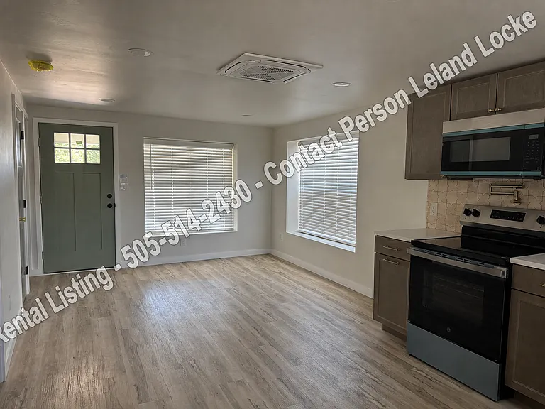 1804 Slate Ave NW — Photo 5