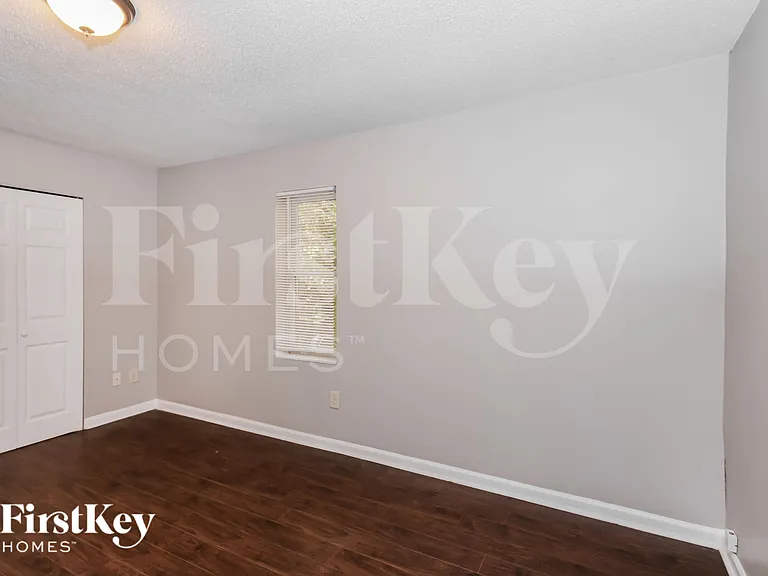 4113 Winkler Way — Photo 10