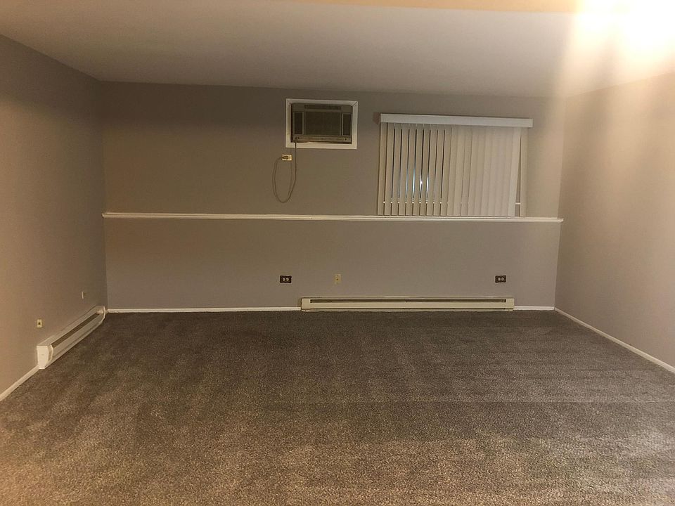 1st image of 1195 Plum Creek Dr APT 4