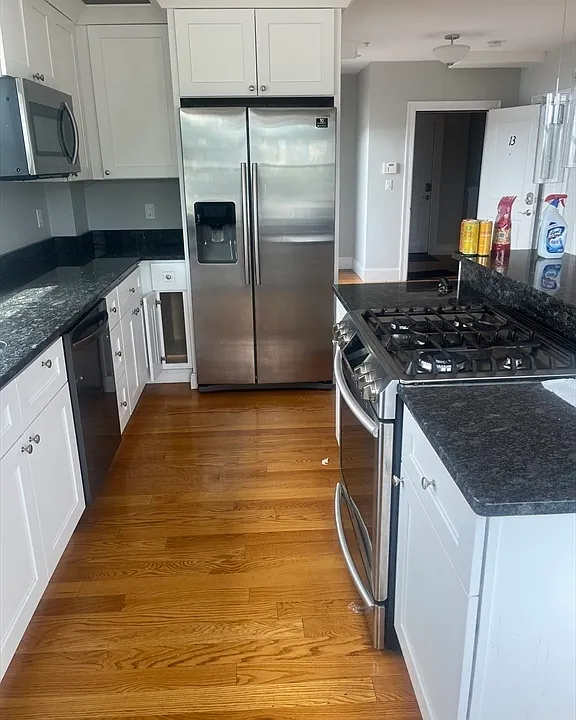 45 Spring St #13