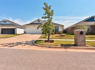 18640 Luna Dr, Edmond, OK 73012
