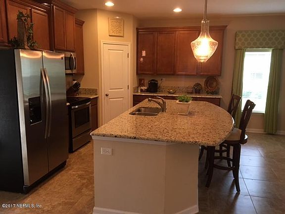 3rd image of 3364 Shinnecock Ln