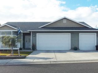 514 Clark St, Moxee, WA 98936