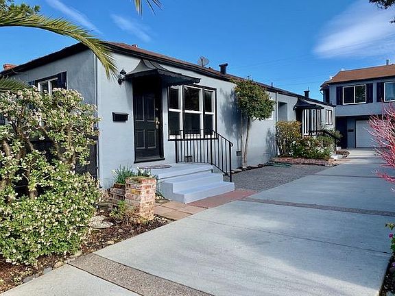 3rd image of 1118 Chula Vista Ave