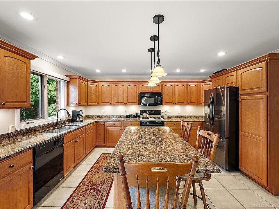 54767 Waubay Dr, photo 24