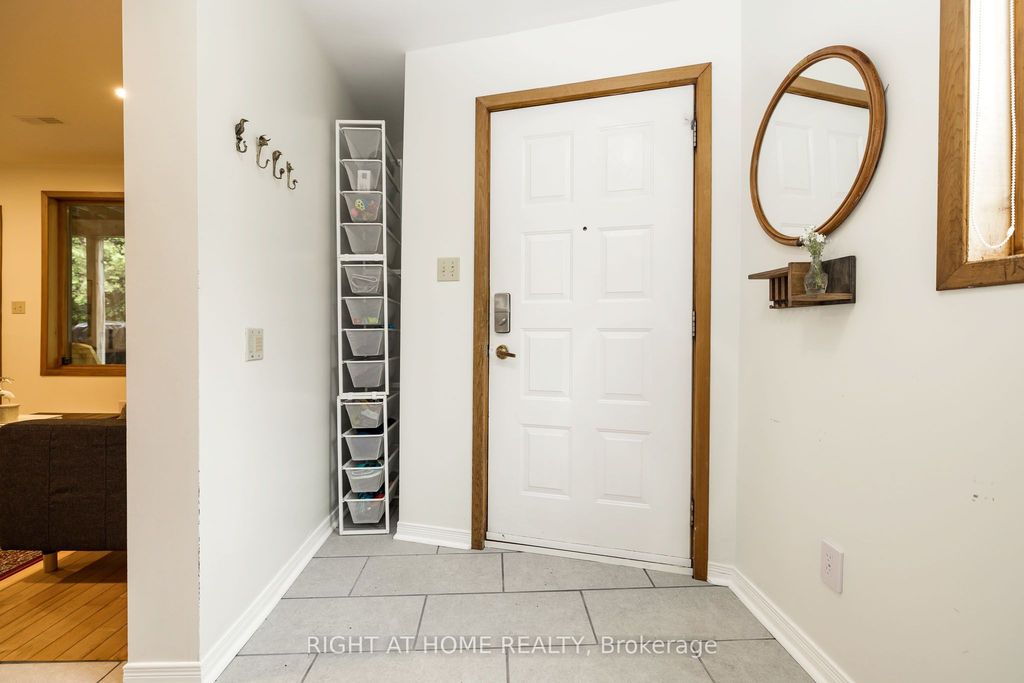 1828 Burnt Lands Rd, Ottawa, ON - View 4
