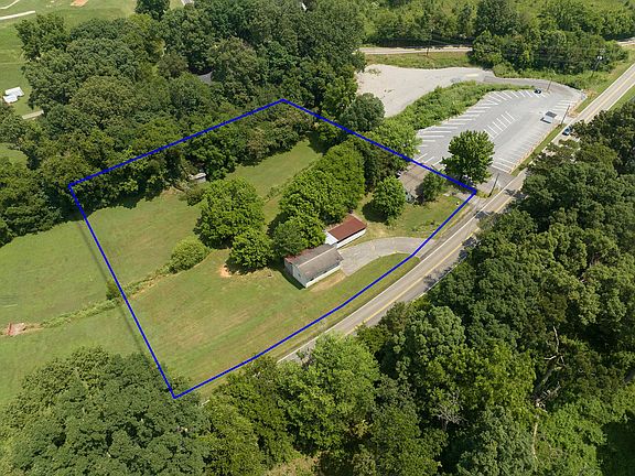 4th image of 2956 Douglas Dam Rd
