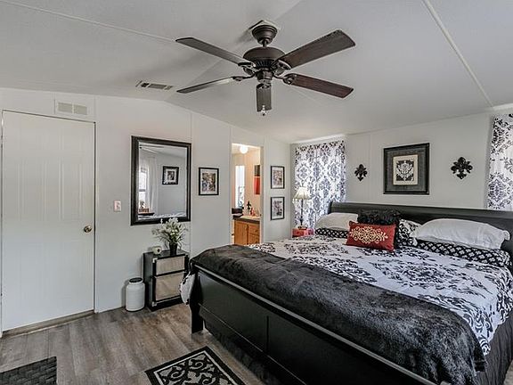 5th image of 6229 Michael Ln