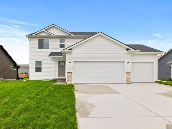 1470 Cedar St, Waukee, IA 50263