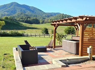 3309 Milton Way, Sevierville, TN 37862