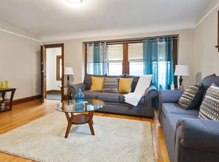 6135 W Locust St #6137, Milwaukee, WI 53210