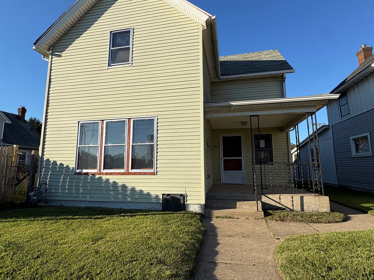 3 bed, 1364 sqft, $1,600 — Photo 1