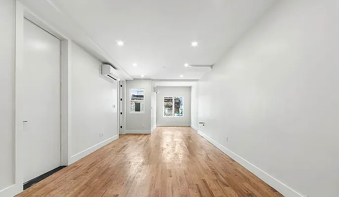 Rented by Nest Seekers International | media 6