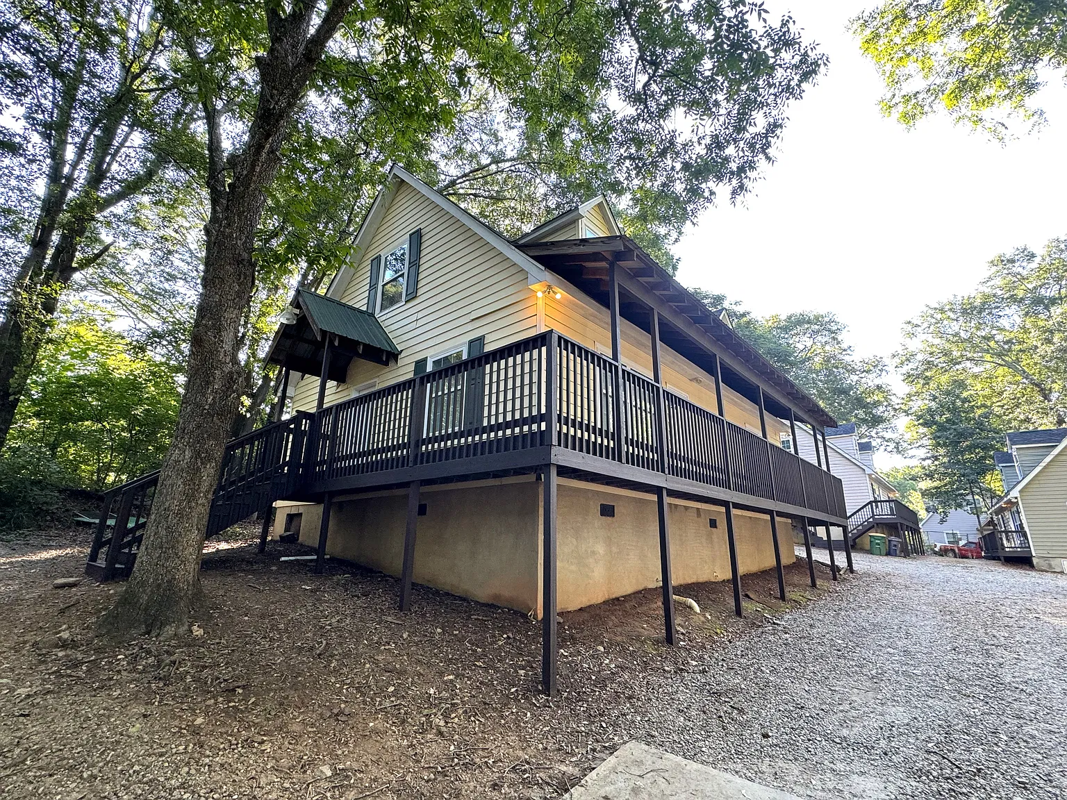 4 bed, 1862 sqft, $2,700 — Photo 2