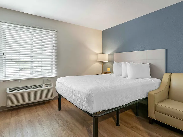 Studio Suite - 1 Queen Bed