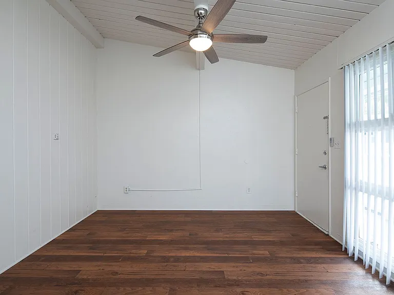 Aztec Lofts Apartments — Photo 22