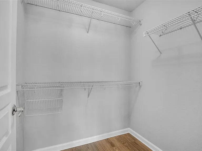 12702 Salomon Cove Dr — Photo 23