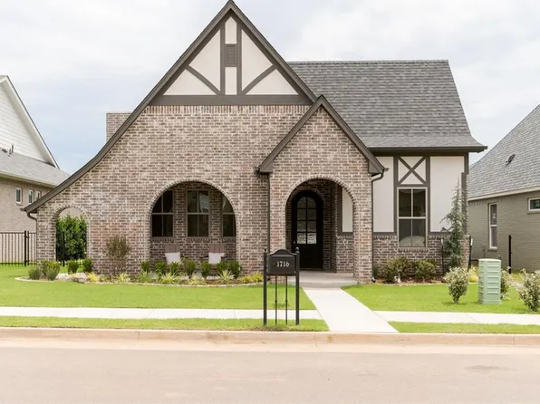 1716 Paseo Pl, Edmond, OK 73034