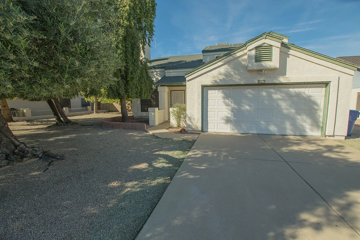 Building Photo - 17438 N 63rd Ave