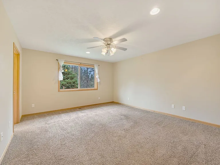 1730 Pacific Ridge Ln — Photo 29