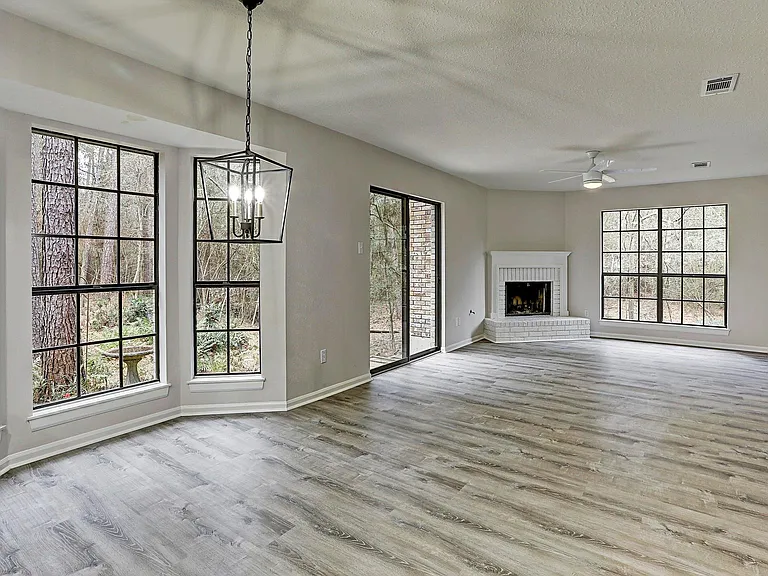 2 Eagle Rock Pl — Photo 5