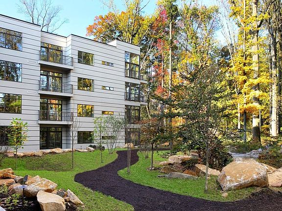 3rd image of 300 Bunn Dr #1667119