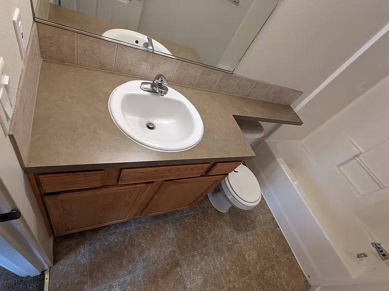 Halsey East Townhomes — Photo 164