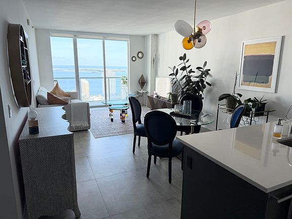 4th image of 500 Brickell Ave APT 3900