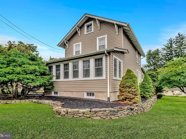 19 Graf Ave, Lawrence Township, NJ 08648