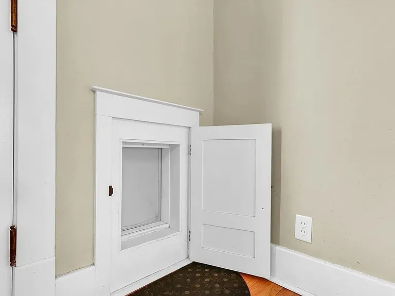 702 W Indiana Ave — Photo 11